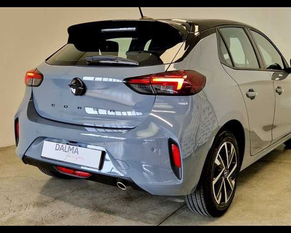 Opel Corsa usata a Milano (15)