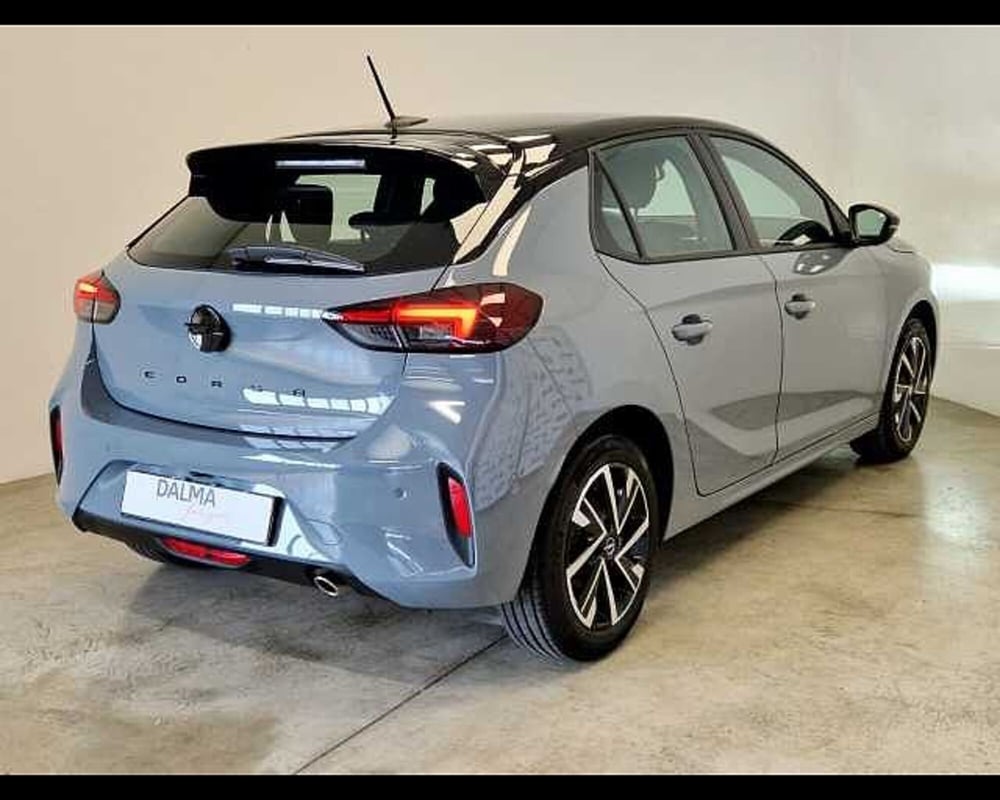 Opel Corsa usata a Milano (4)