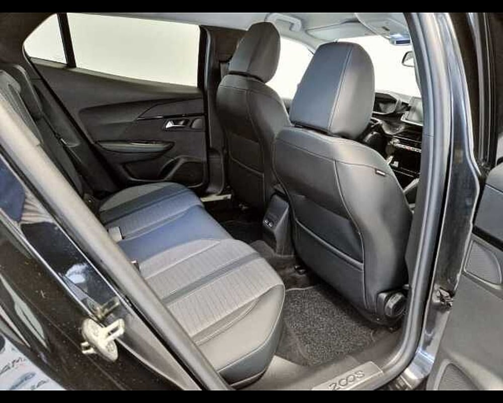 Peugeot 2008 usata a Milano (11)