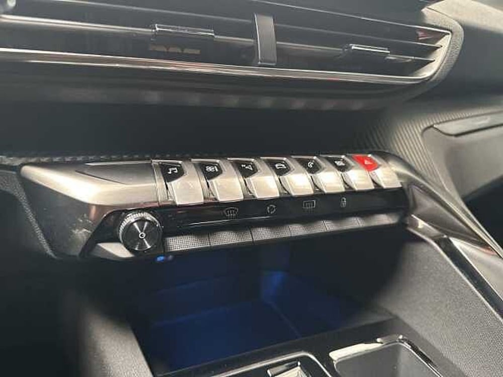 Peugeot 5008 usata a Ravenna (16)