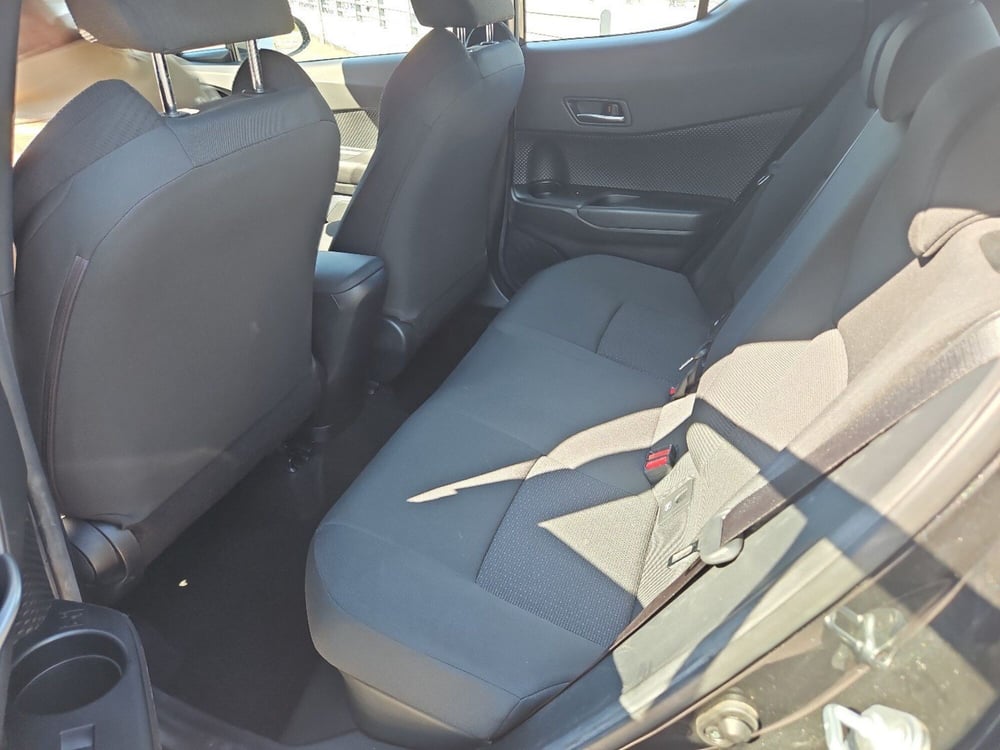 Toyota Toyota C-HR usata a Vicenza (14)
