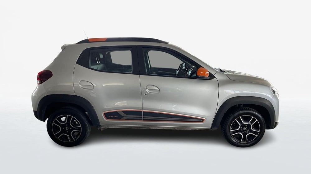 Dacia Spring usata a Varese (4)