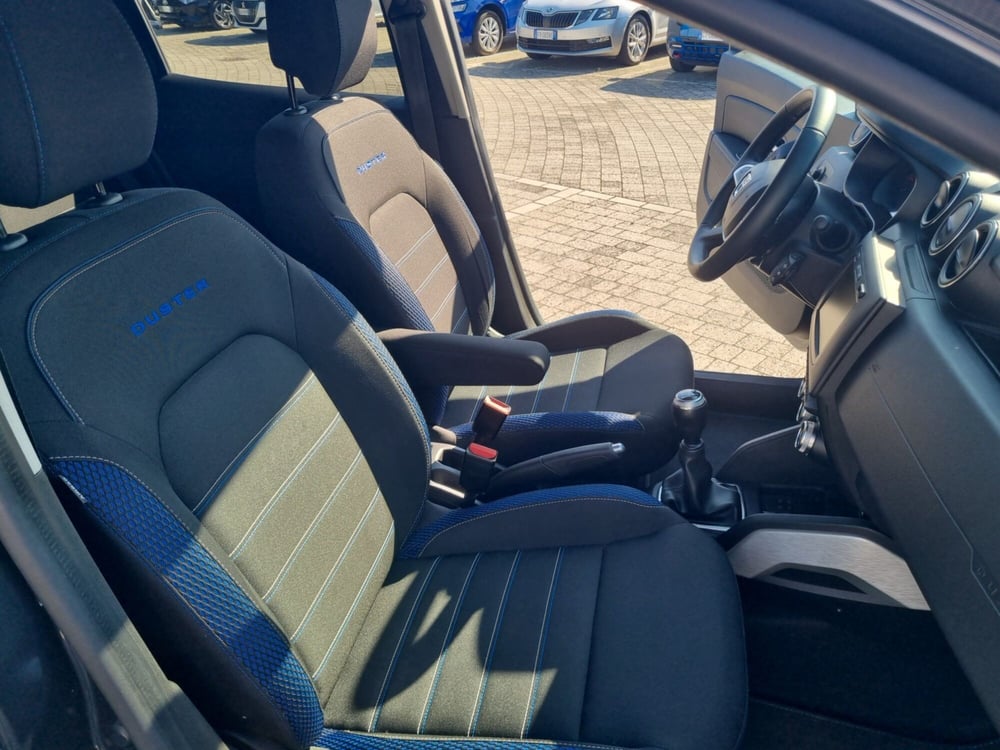 Dacia Duster usata a Lucca (15)