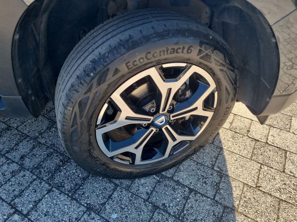 Dacia Duster usata a Lucca (17)