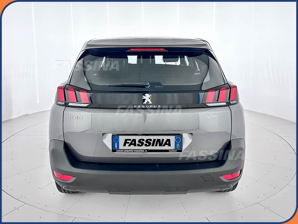 Peugeot 5008 usata a Milano (5)