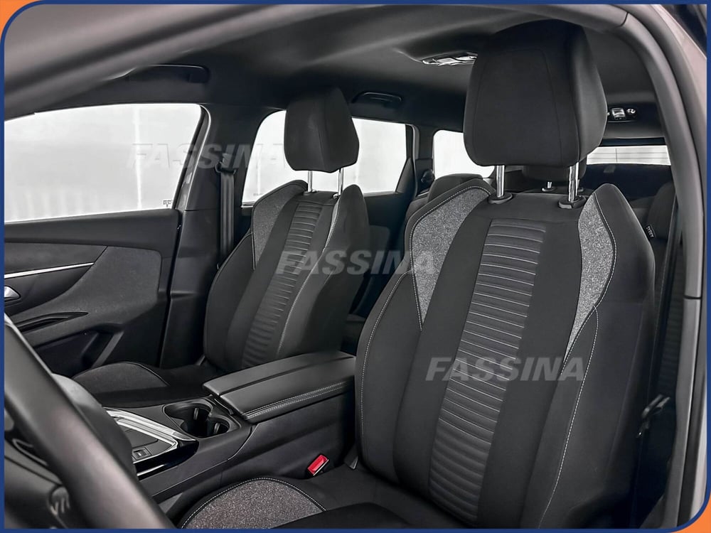 Peugeot 5008 usata a Milano (8)