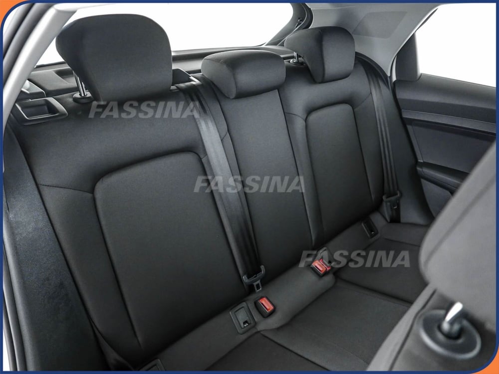 Audi A1 allstreet usata a Milano (12)