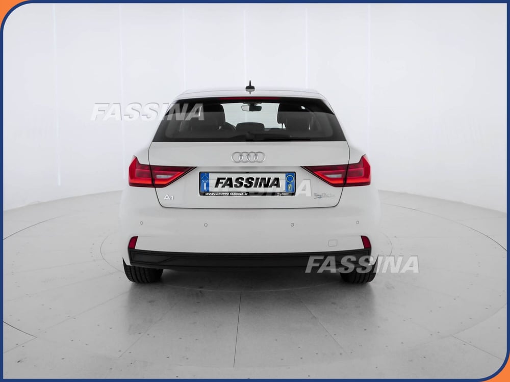 Audi A1 allstreet usata a Milano (5)