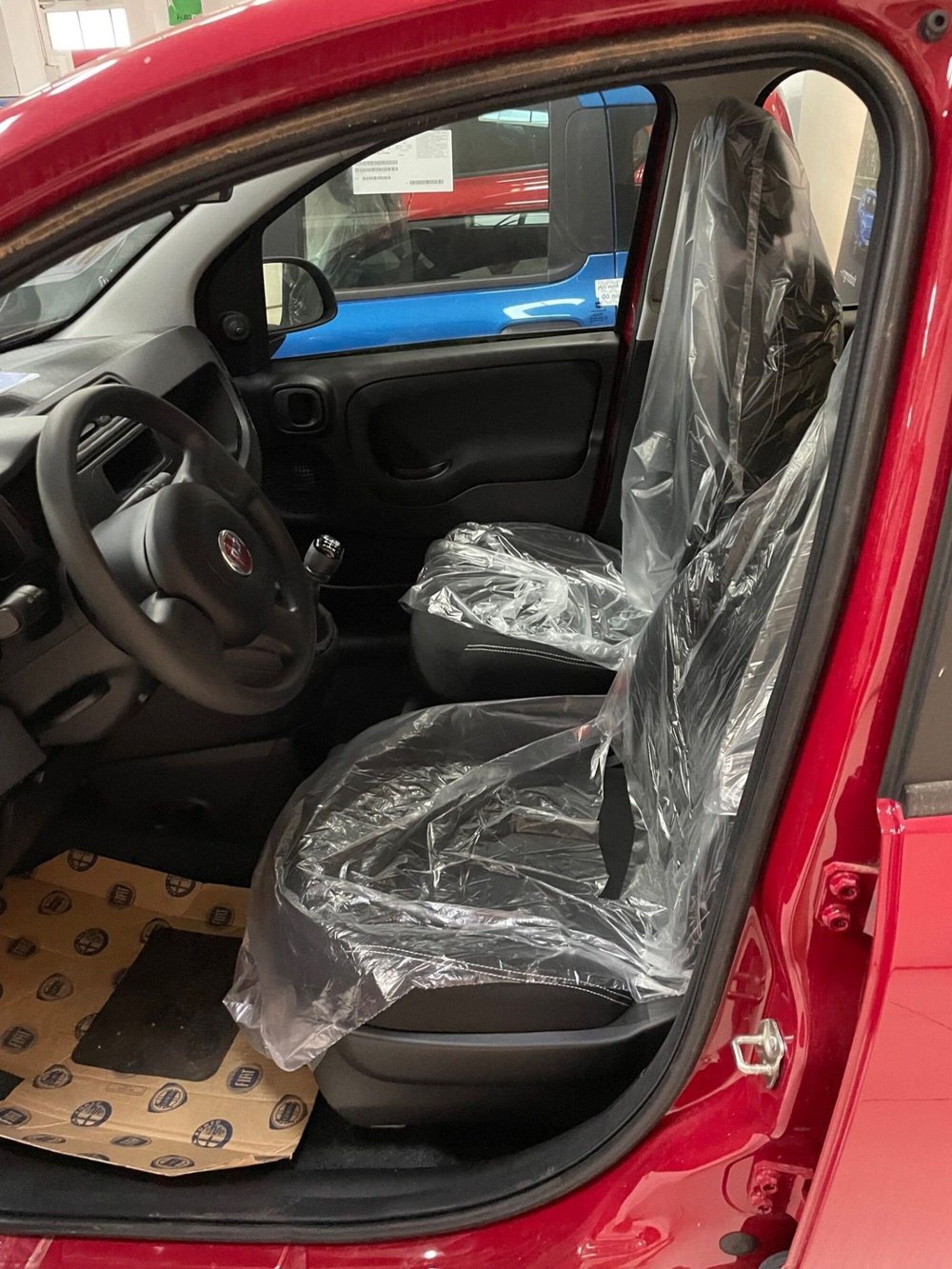 Fiat Panda Cross nuova a Lucca (7)