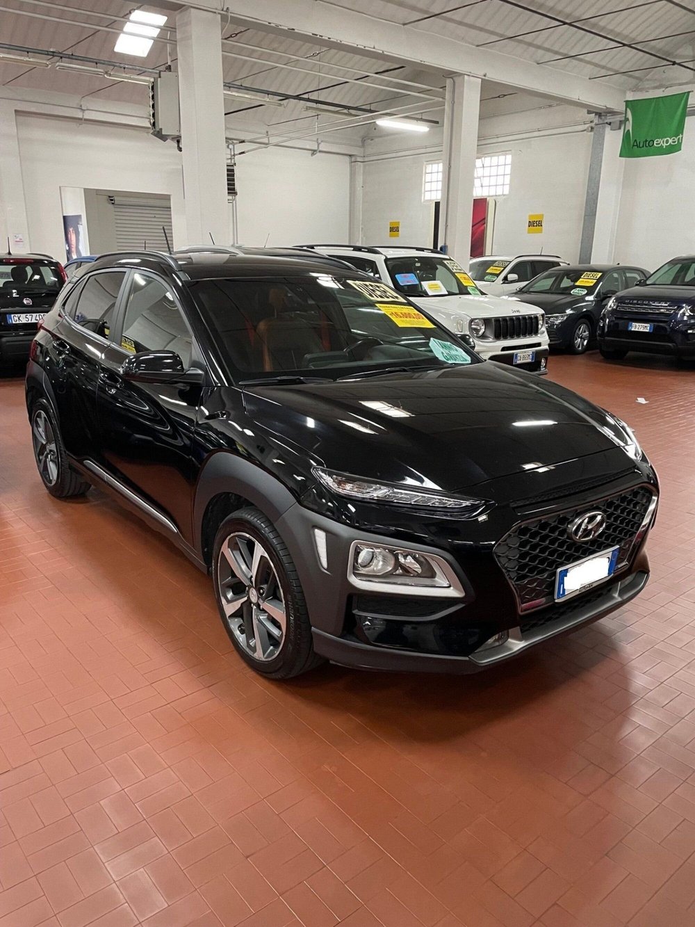 Hyundai Kona usata a Lucca (3)