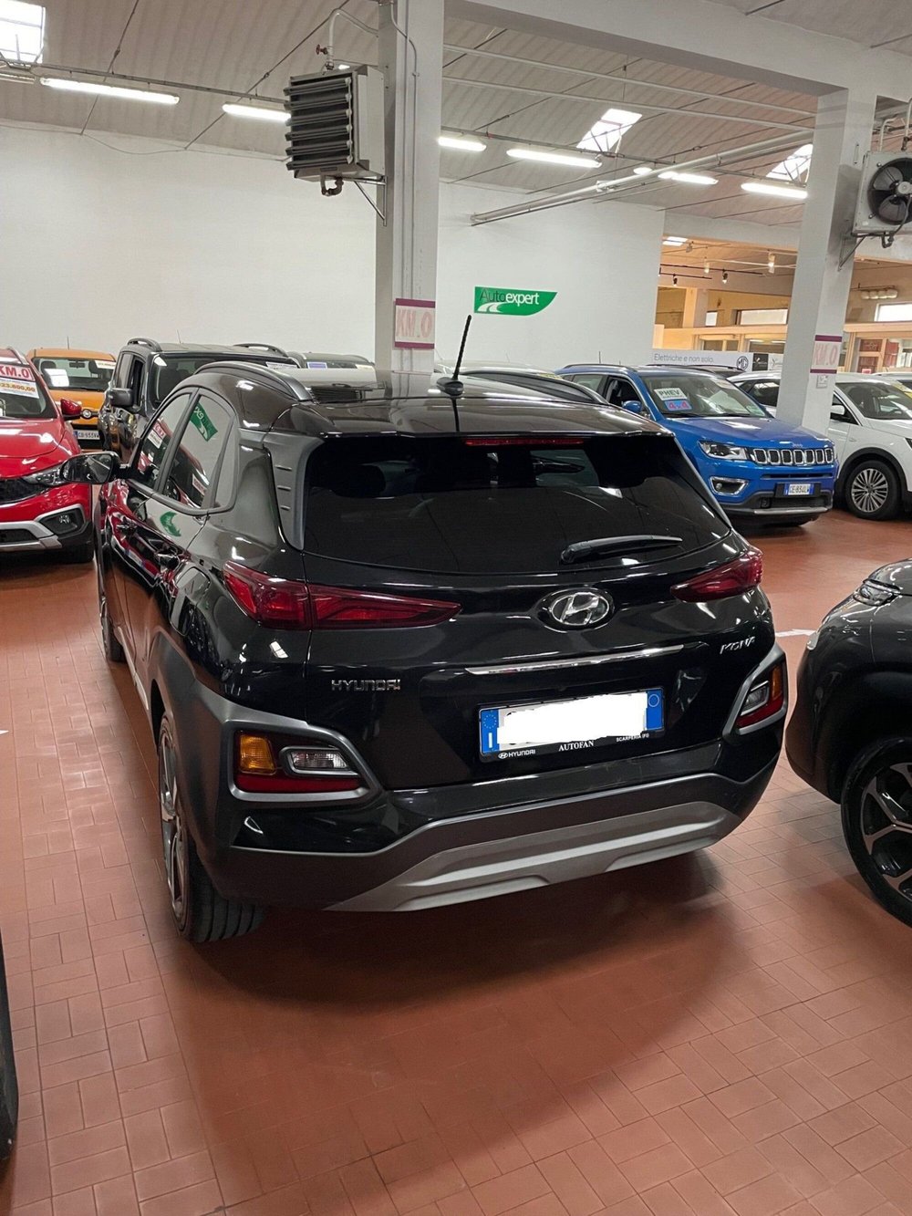 Hyundai Kona usata a Lucca (6)