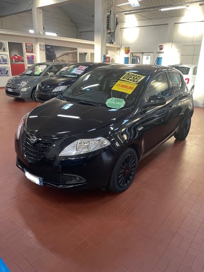 Lancia Ypsilon 1.3 MJT 16V 95 CV 5 porte S&amp;S Elefantino del 2014 usata a Altopascio