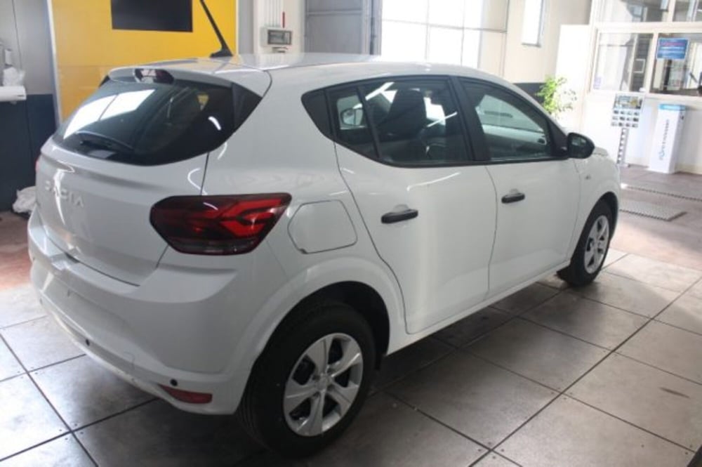 Dacia Sandero nuova a Viterbo (4)