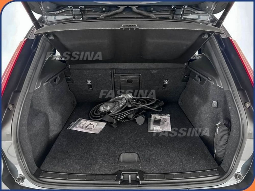 Volvo XC40 usata a Milano (12)