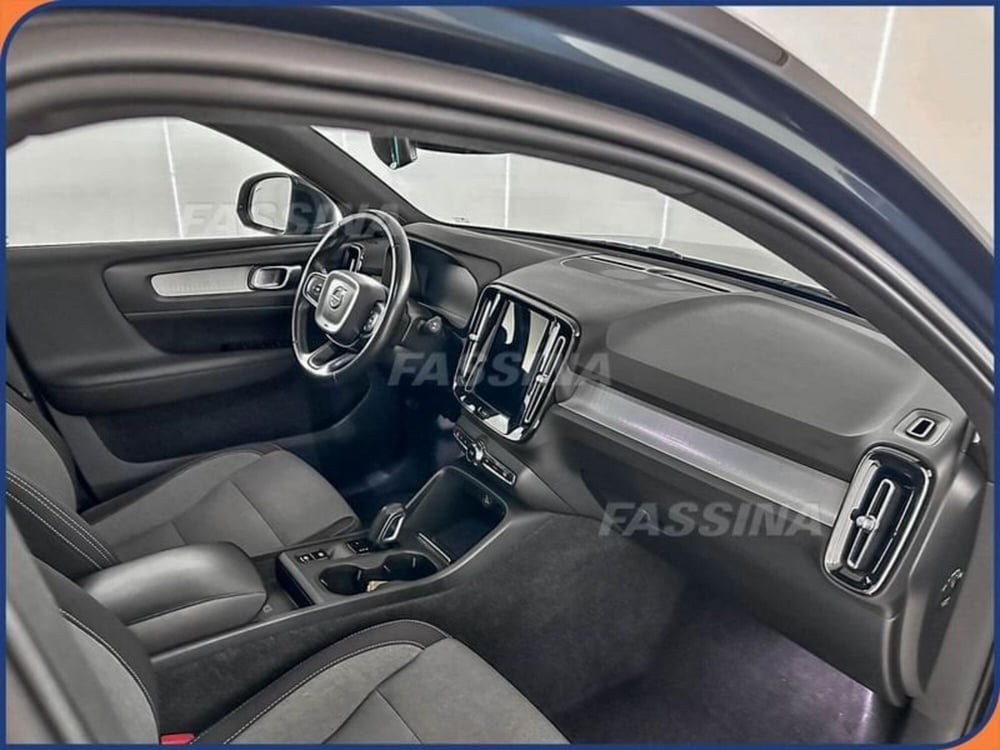 Volvo XC40 usata a Milano (15)