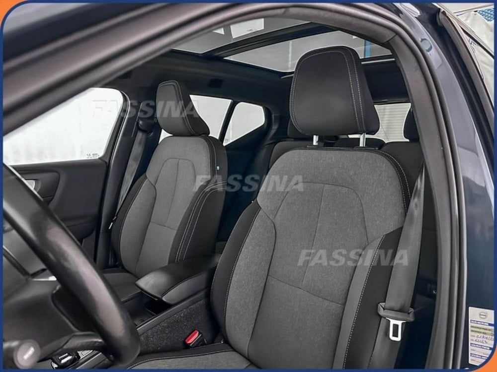 Volvo XC40 usata a Milano (8)