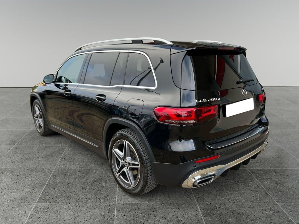 Mercedes-Benz GLB usata a Bari (8)