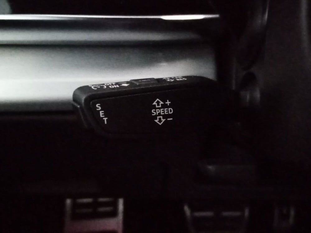 Audi Q8 usata a Bari (20)