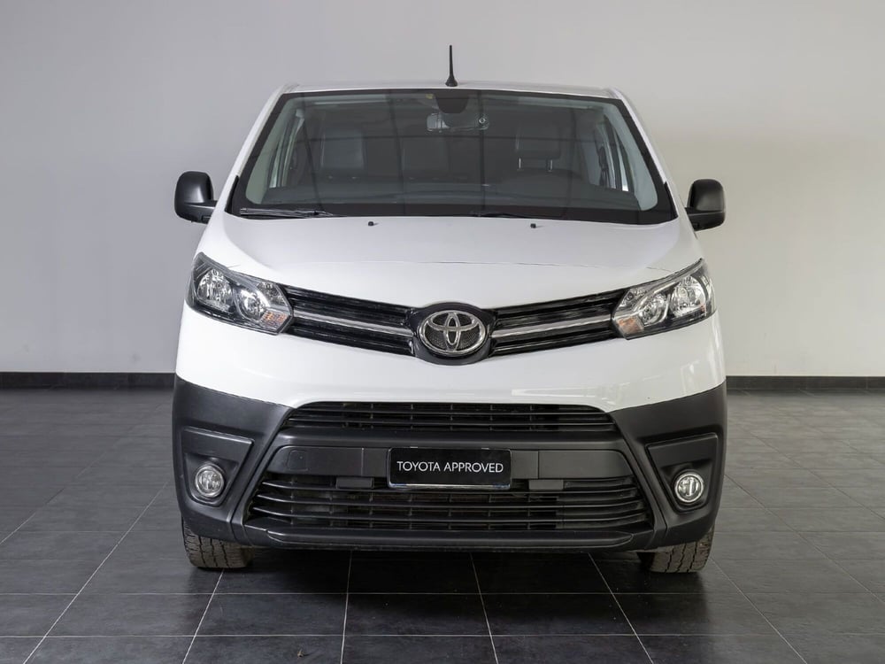 Toyota Proace usata a Barletta-Andria-Trani (4)