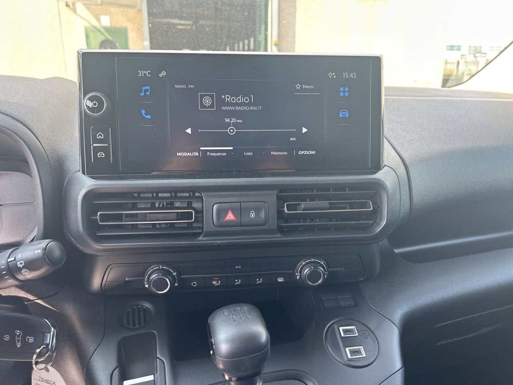 Toyota Proace City nuova a Bergamo (13)