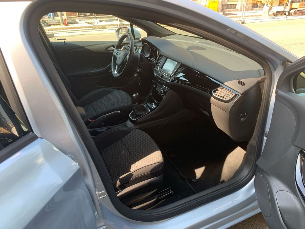 Opel Astra Station Wagon usata a Milano (17)