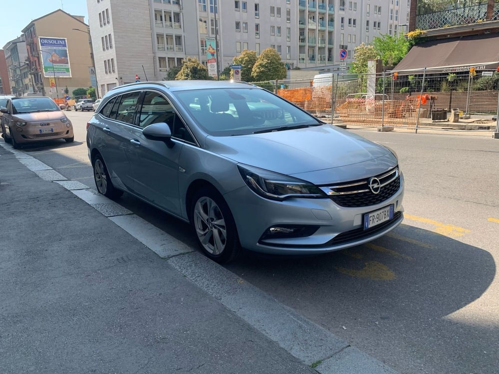 Opel Astra Station Wagon usata a Milano (3)