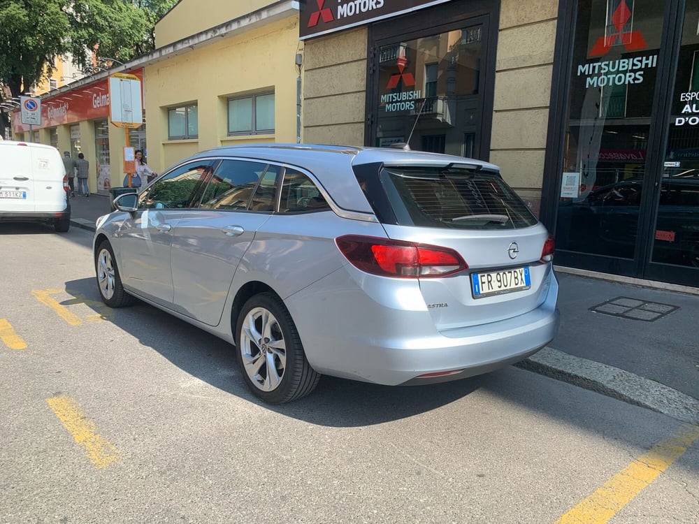 Opel Astra Station Wagon usata a Milano (7)