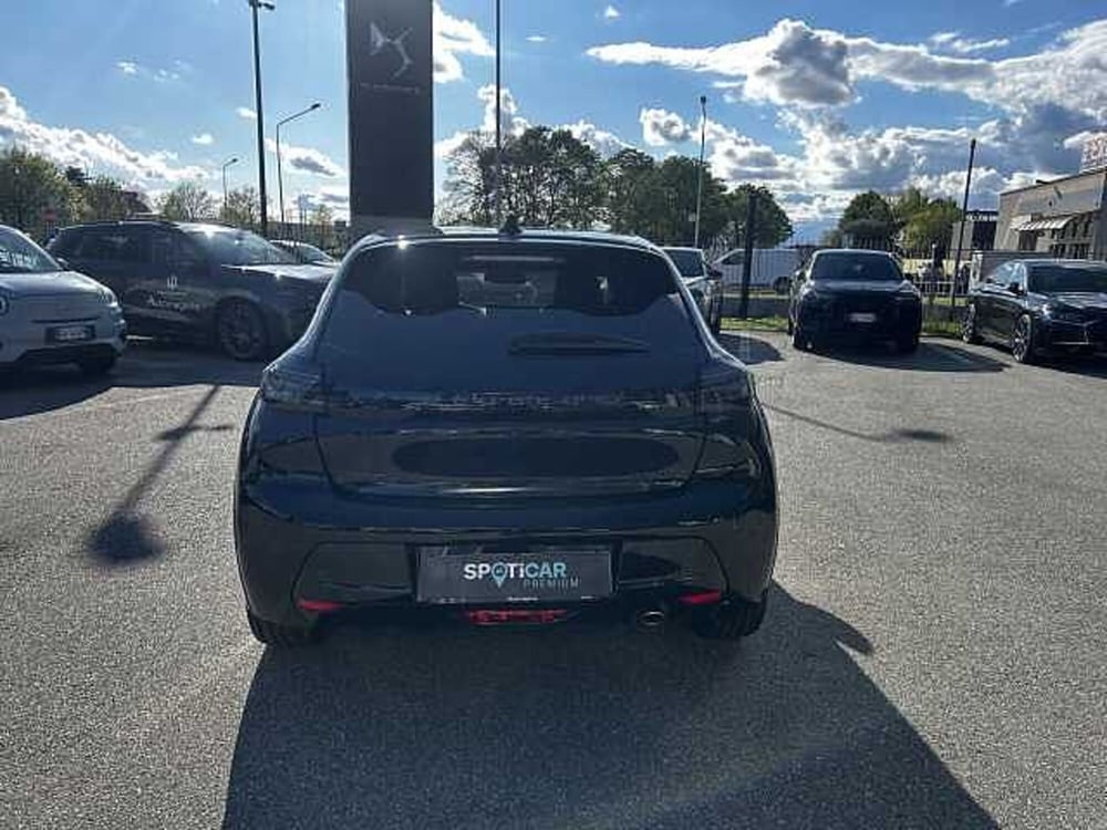 Peugeot 208 nuova a Milano (6)