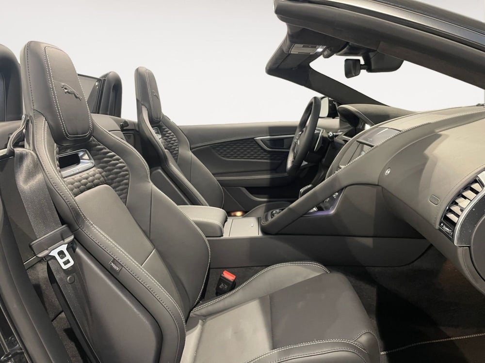 Jaguar F-Type Cabrio usata a Salerno (3)
