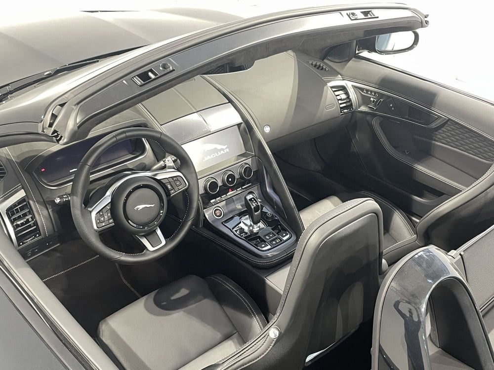 Jaguar F-Type Cabrio usata a Salerno (5)