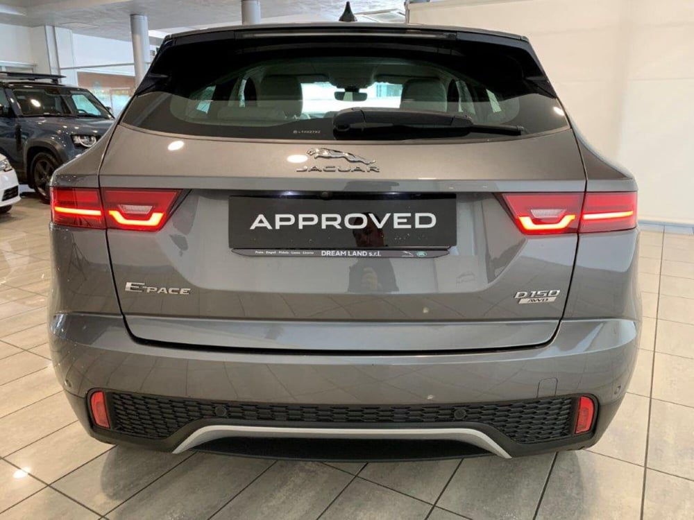 Jaguar E-Pace usata a Pistoia (7)