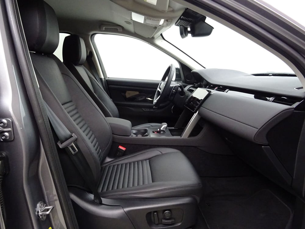 Land Rover Discovery Sport usata a Como (3)