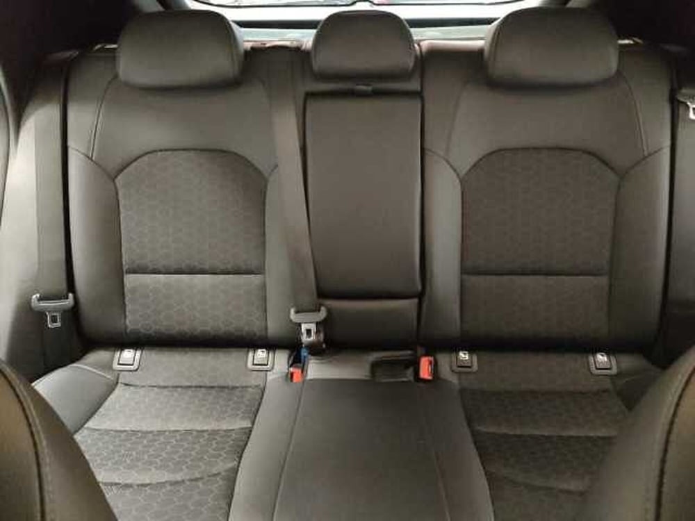 Kia XCeed usata a Teramo (13)