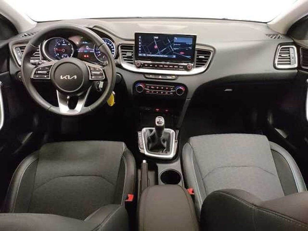 Kia XCeed usata a Teramo (16)