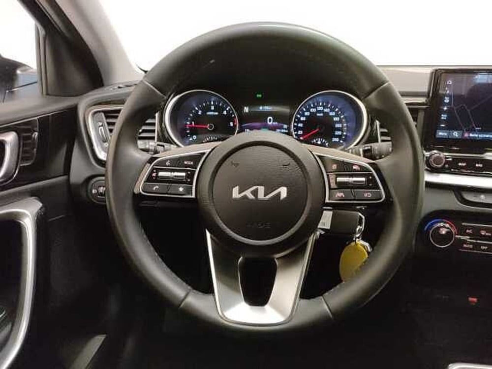 Kia XCeed usata a Teramo (17)