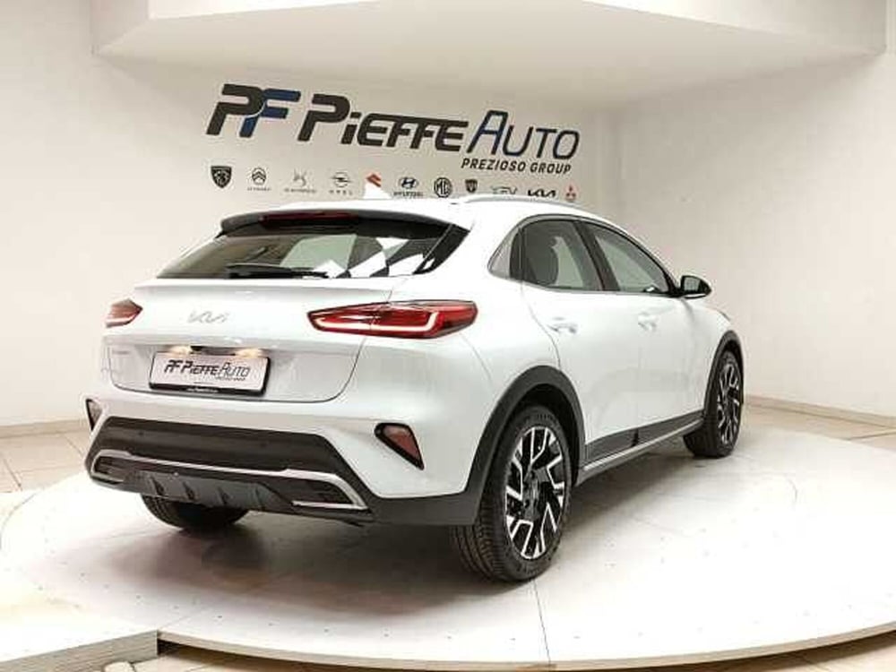Kia XCeed usata a Teramo (4)