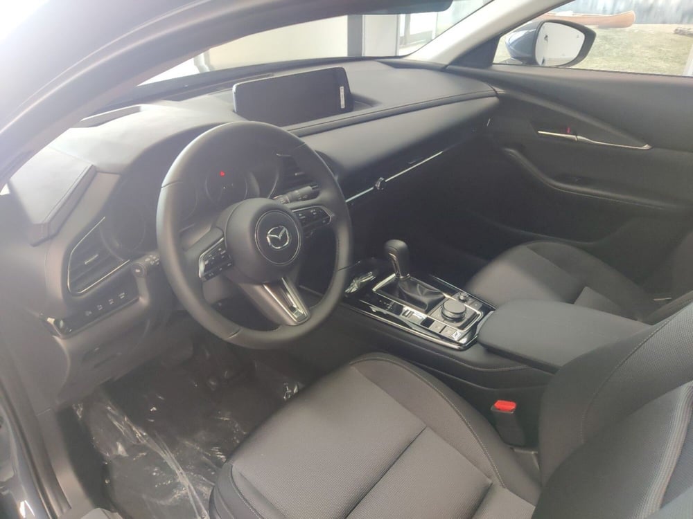 Mazda CX-30 nuova a Arezzo (12)