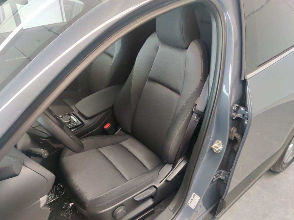 Mazda CX-30 nuova a Arezzo (14)