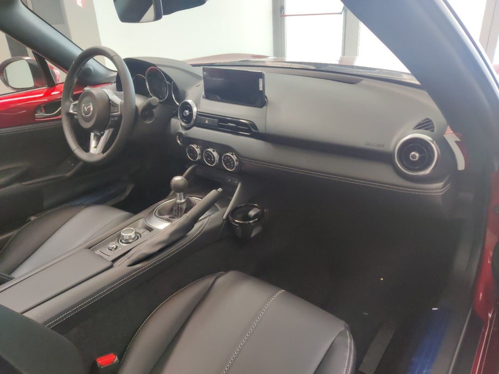 Mazda MX-5 nuova a Arezzo (10)