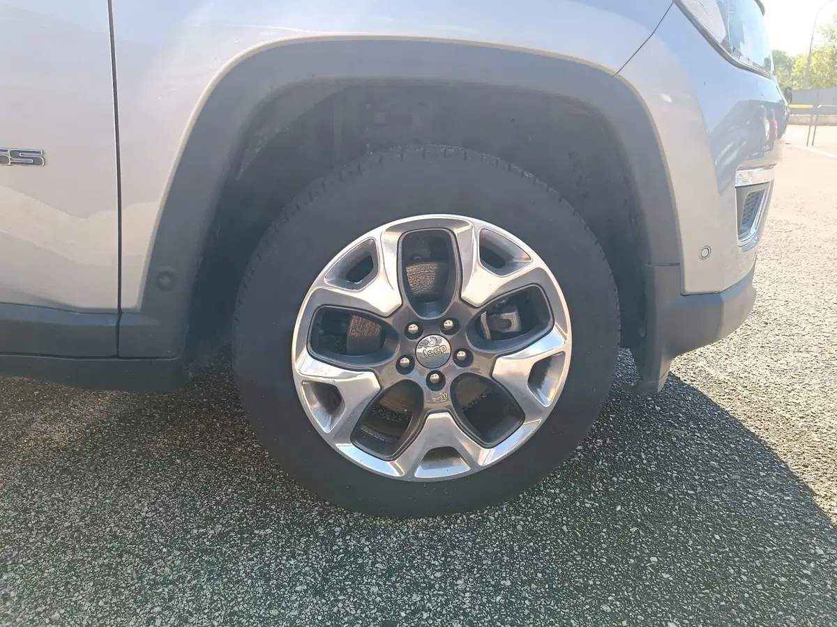 Jeep Compass usata a Latina (12)