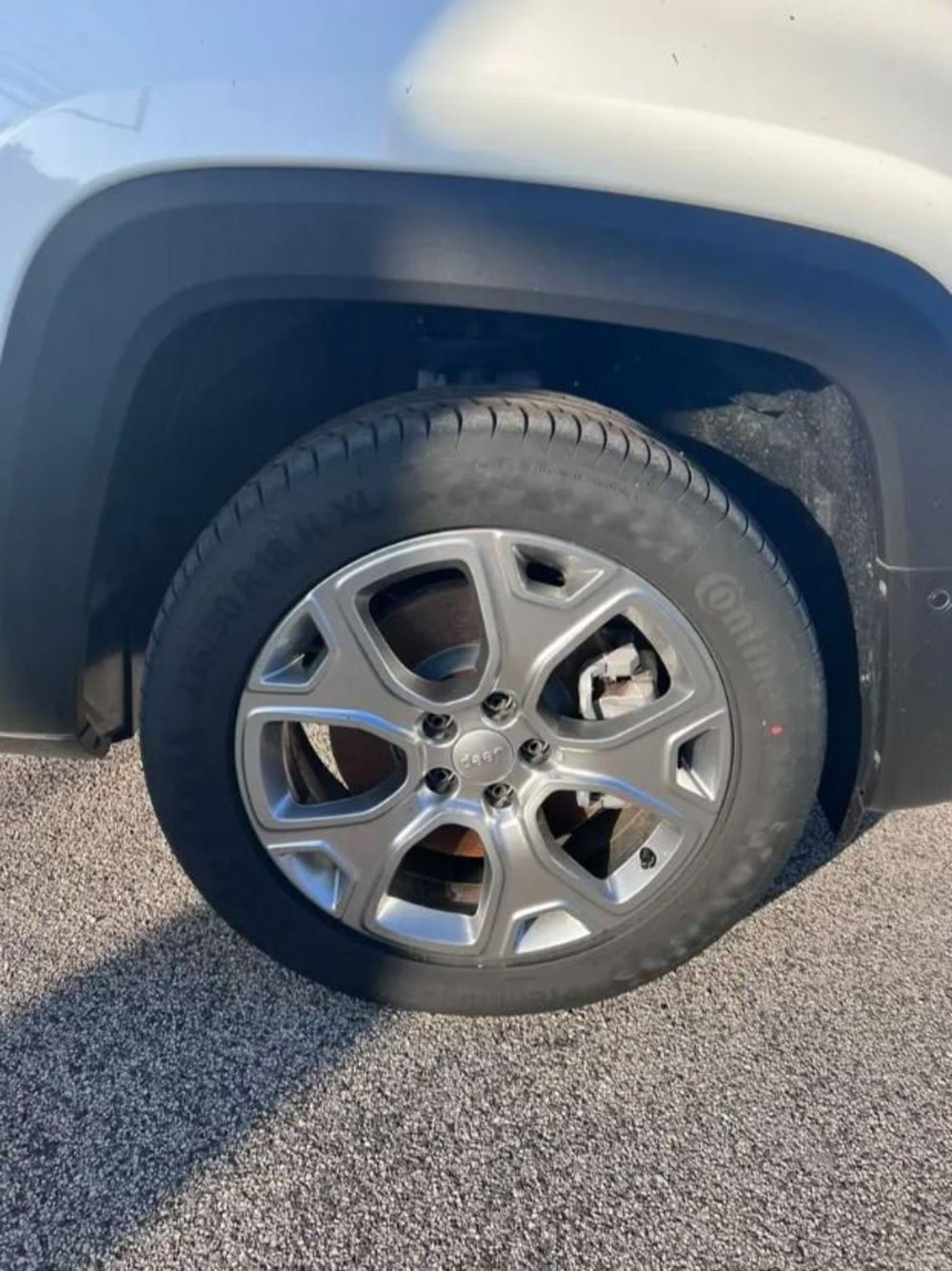 Jeep Renegade nuova a Latina (3)