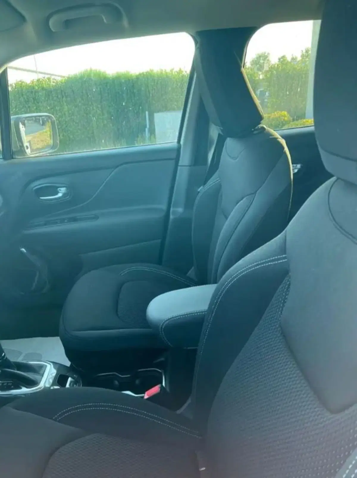 Jeep Renegade nuova a Latina (4)