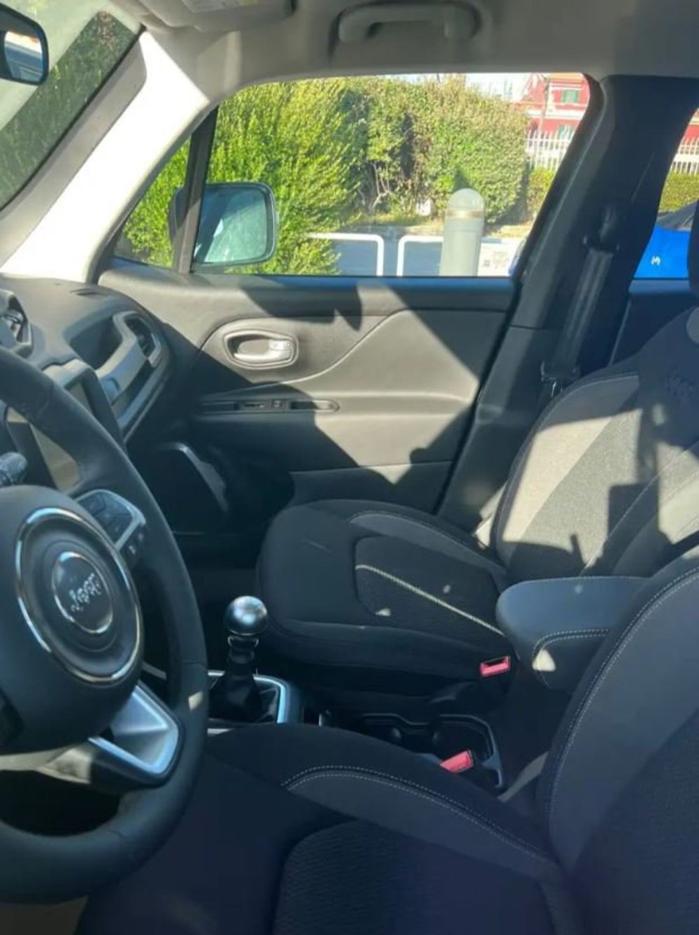 Jeep Renegade nuova a Latina (6)
