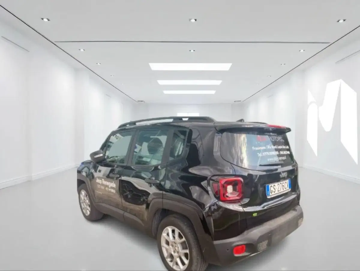 Jeep Renegade nuova a Latina (3)