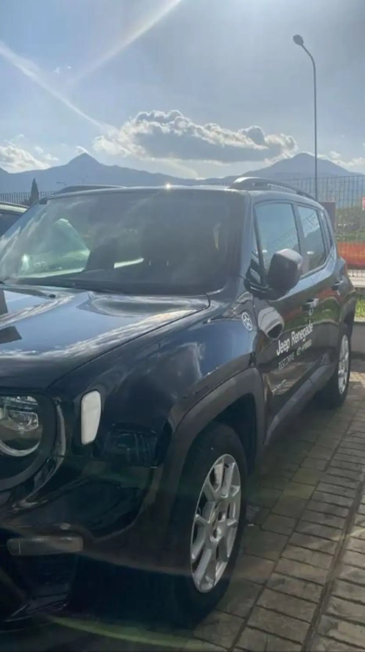 Jeep Renegade nuova a Latina (4)