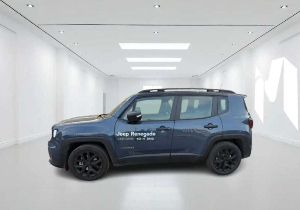 Jeep Renegade nuova a Latina (3)