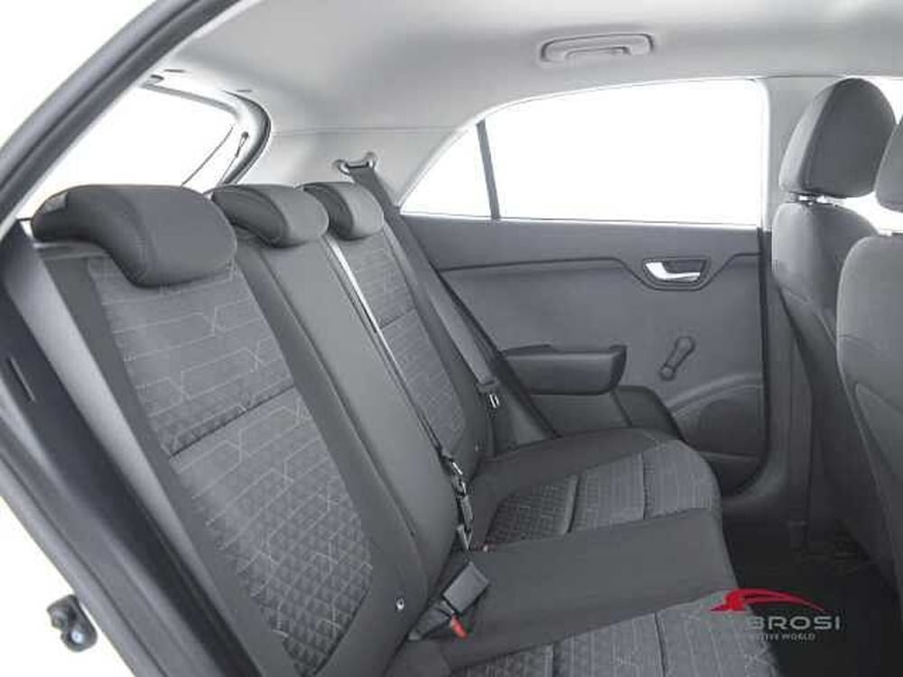 Kia Rio usata a Perugia (11)
