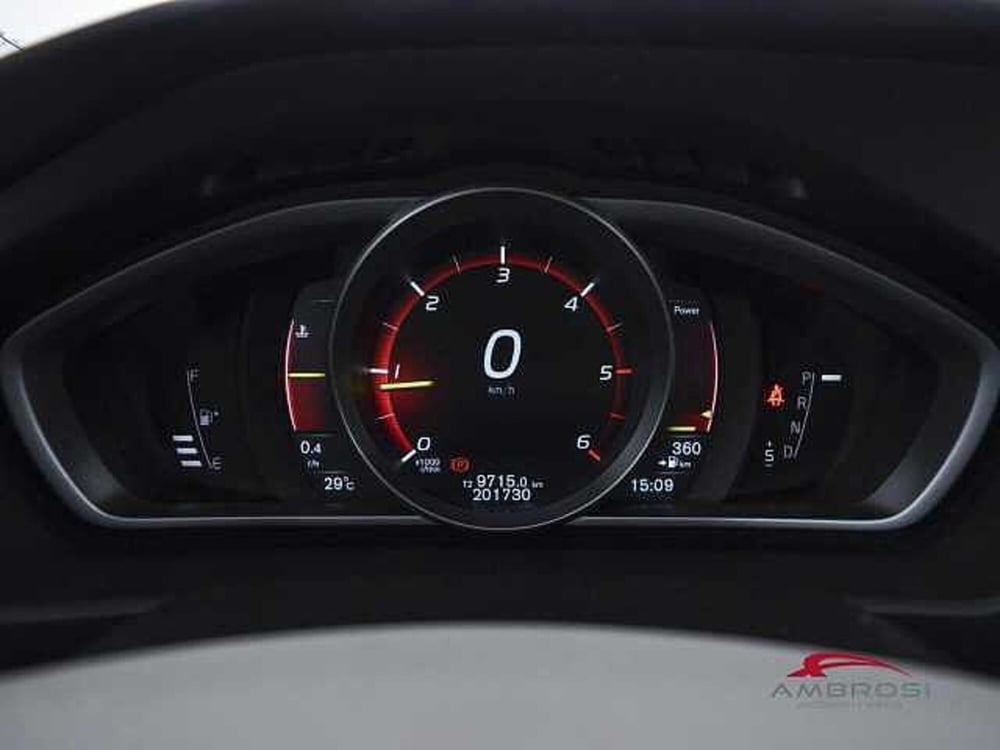 Volvo V40 Cross Country usata a Perugia (13)
