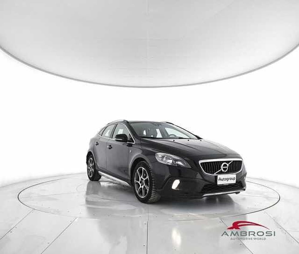 Volvo V40 Cross Country usata a Perugia (2)