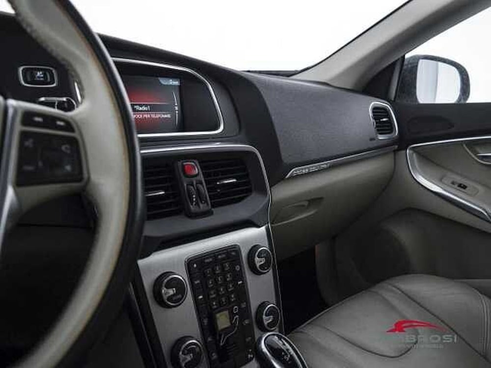 Volvo V40 Cross Country usata a Perugia (20)